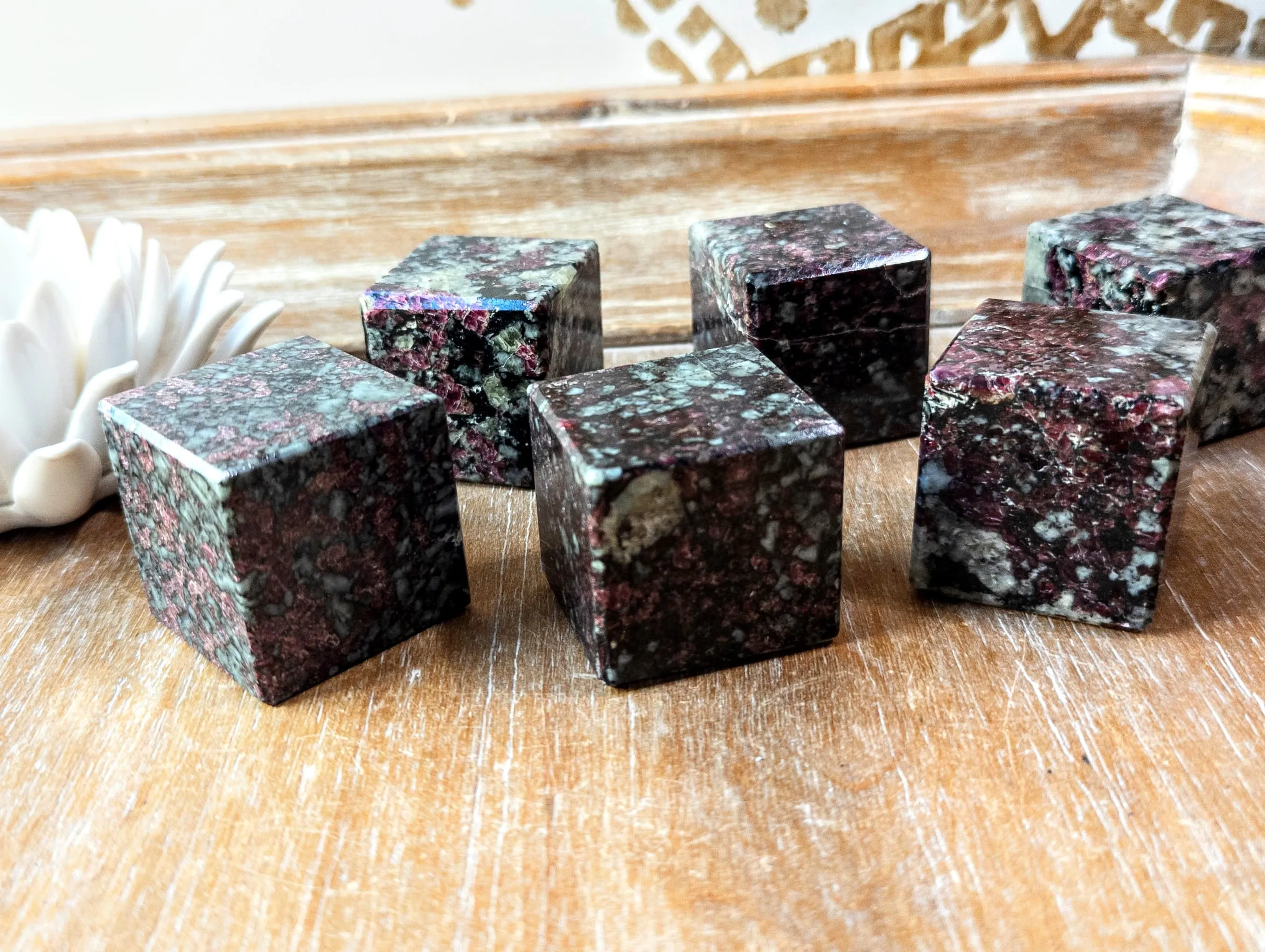 Eudialyte Cube