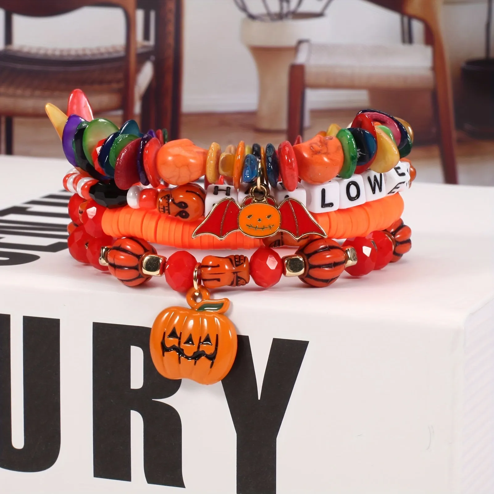 Halloween Bracelet Pumpkin Bat Ghost Skull Pendant Multilayer Beads Bracelet Party Favors LJH3