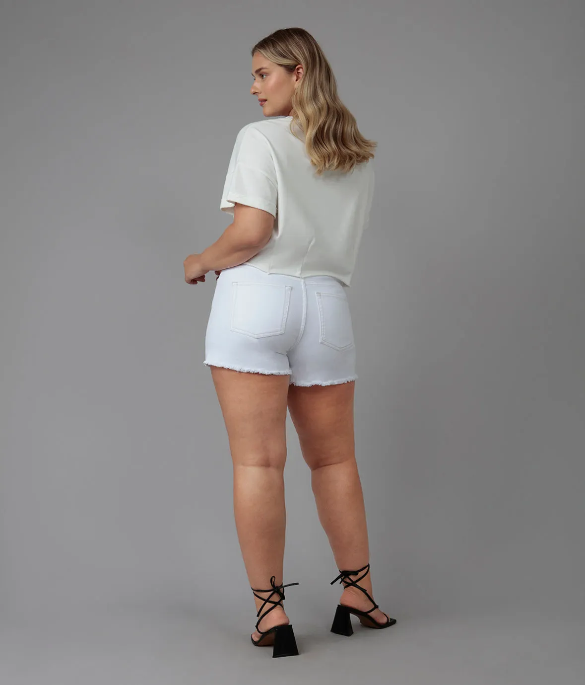 LIANA-WHT High-Rise Short