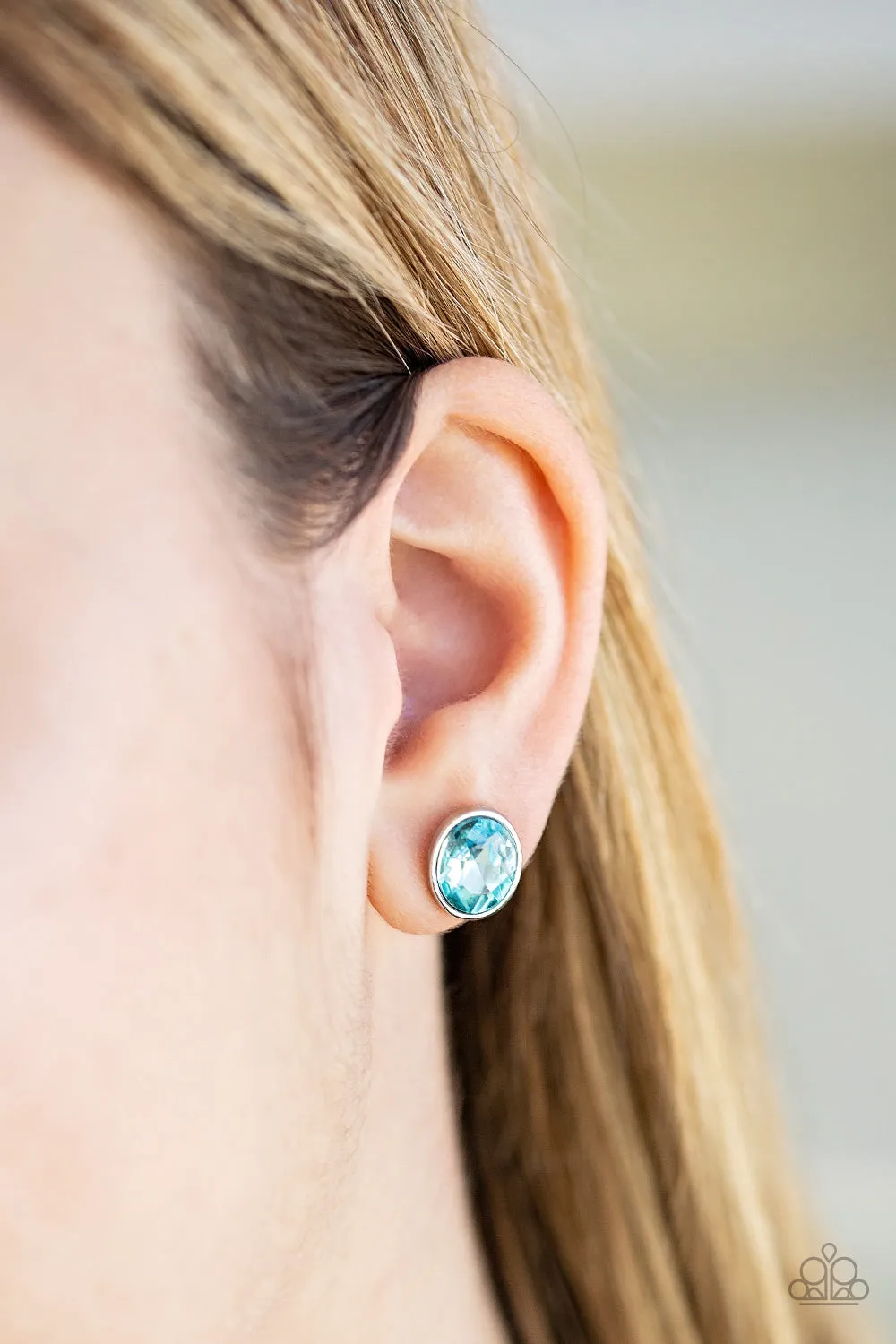 Paparazzi Accessories  - Stunning Shine #L32 - Blue Earrings